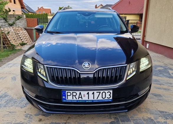 Skoda Octavia cena 57500 przebieg: 189700, rok produkcji 2018 z Rawicz małe 781